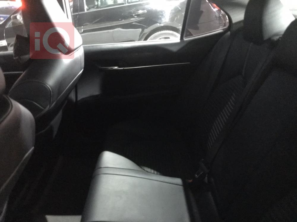 تۆیۆتا کامری